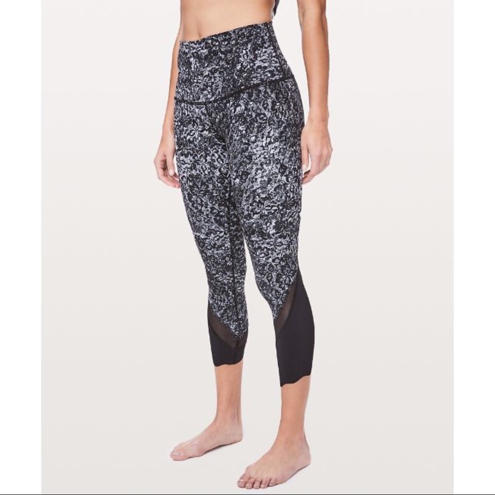 Lululemon Wunder Under HR Crop 23" Scp/Size 6